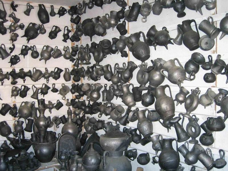 Pottery_Bisalhaes_Vila_Real_Portugal_Henrique Matos Barro Negro de Bisalhães